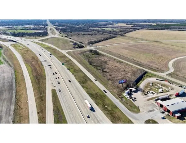 Lacy Lakeview, TX 76640,TBD S Ih 35