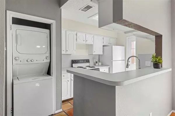 Dallas, TX 75254,14333 Preston Road #804