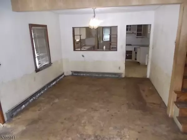 Bloomfield Twp., NJ 07003,43 Charles St