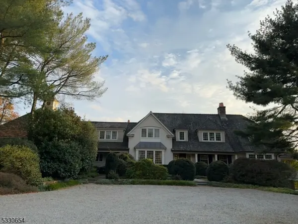 Mendham Twp., NJ 07945,1 Green Hills Rd