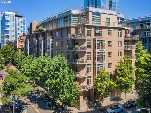 Portland, OR 97209,1130 NW 12TH AVE #308