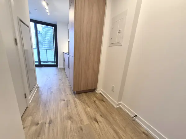 Toronto C08, ON M5A 1G1,35 Parliament ST #2001