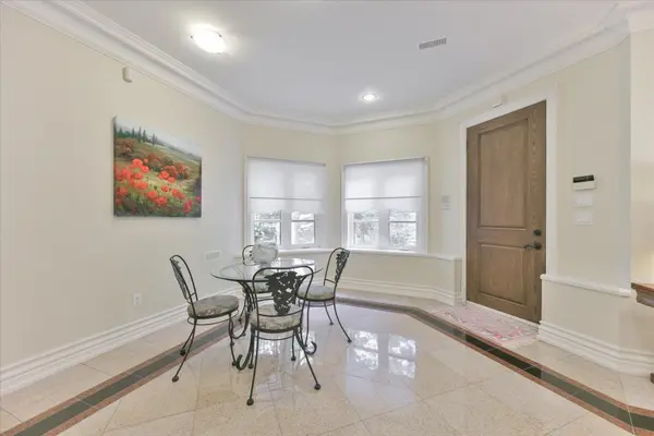 Toronto C12, ON M2P 1P7,50 Old Yonge ST #Suite 1