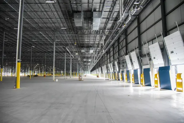 Ajax, ON L1Z 1W3,537 Kingston RD E