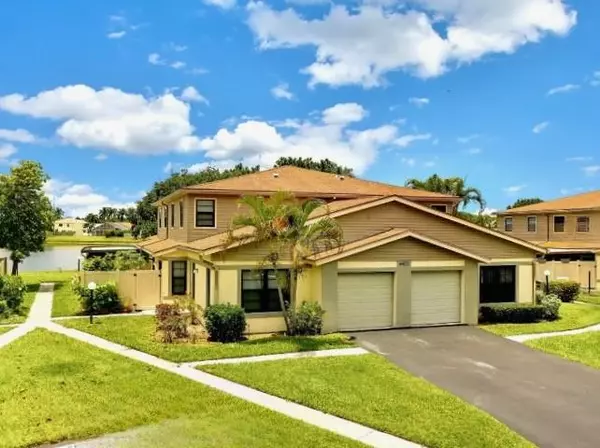 4443 Willow Pond Rd #A, West Palm Beach, FL 33417