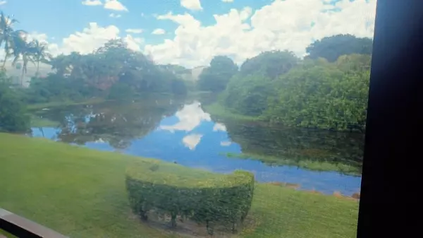 Tamarac, FL 33321,6301 N University Dr #212