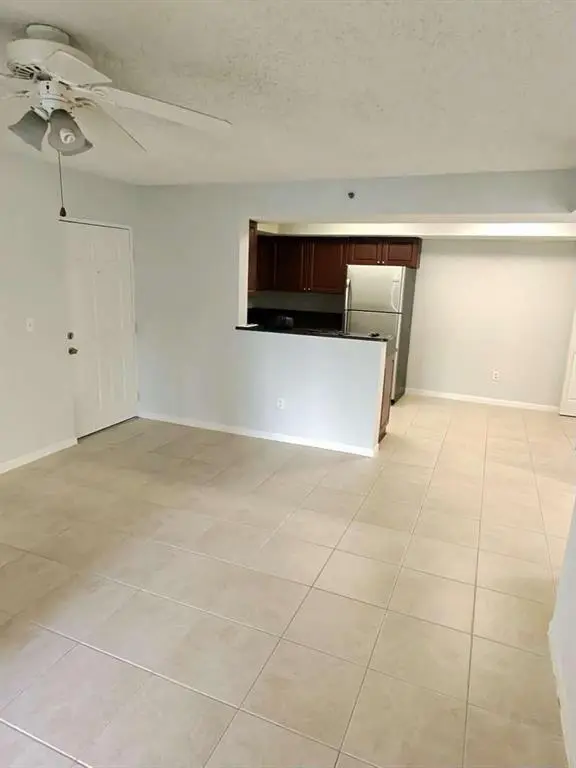 Coconut Creek, FL 33073,5560 NW 61st St #707a