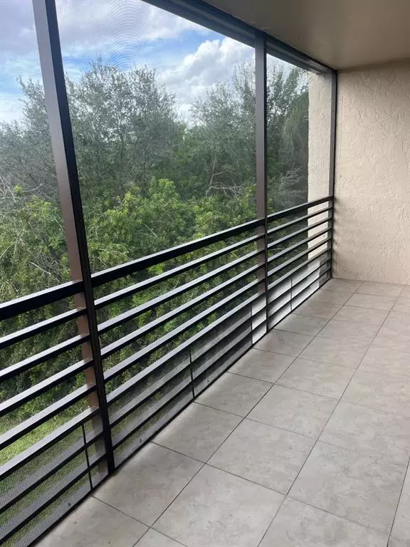 Tamarac, FL 33321,6301 N University Dr #310