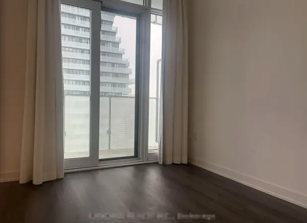 Mississauga, ON L5B 0M4,3883 Quartz RD #2501