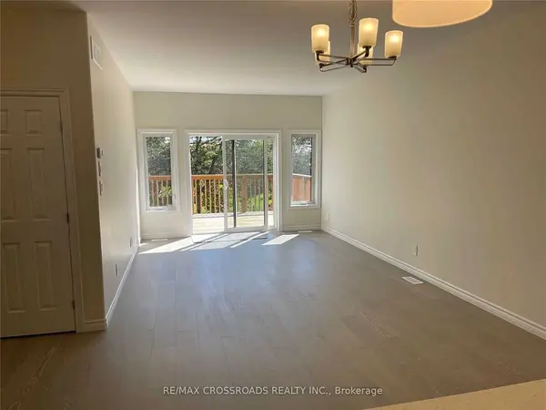 Belleville, ON K8N 2Z9,22 Athabaska DR