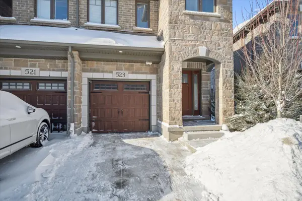 Kitchener, ON N2R 0P1,523 Hollybrook CRES