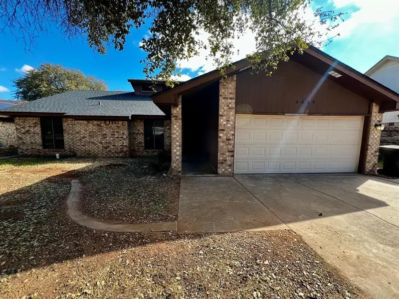 4649 Oak Knoll Street, Abilene, TX 79606