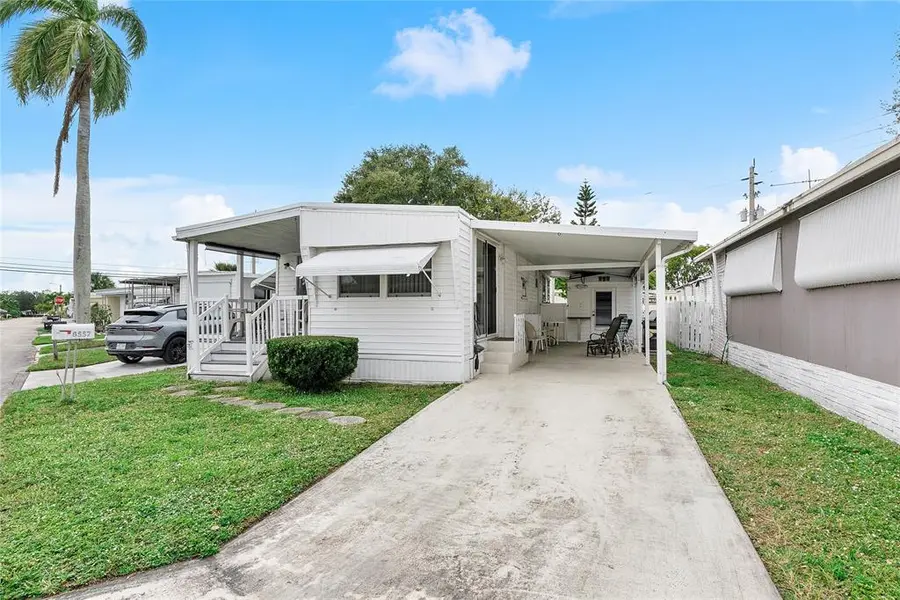 8557 SW 15th Ct, Davie, FL 33324