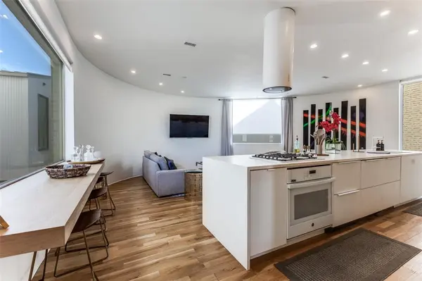 Dallas, TX 75243,308 Blackland Court