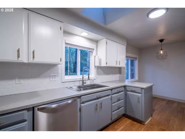 Portland, OR 97221,5508 SW CAMERON RD