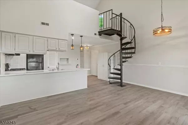 Vernon Twp., NJ 07462,3 Telemark Dr #10