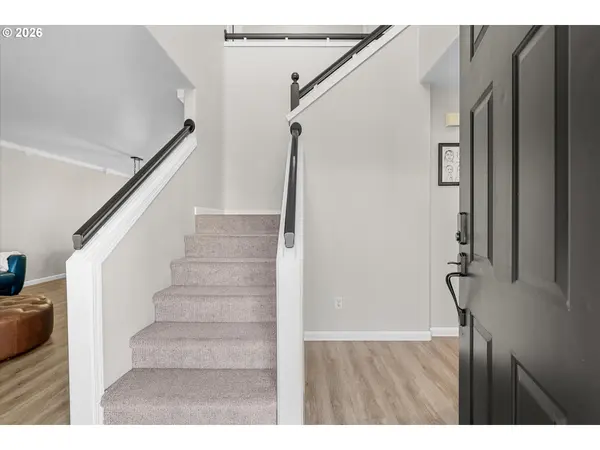 Hillsboro, OR 97124,3121 NE GLENCOE OAKS PL