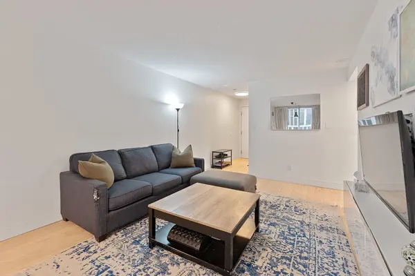 Toronto C08, ON M5A 4R3,323 Richmond ST E #412