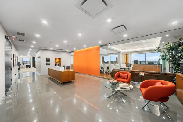 Toronto C12, ON M3B 3H9,255 Duncan Mill RD #Penthouse