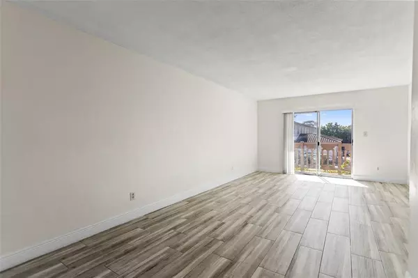 Fort Lauderdale, FL 33309,493 NW 43rd St #8