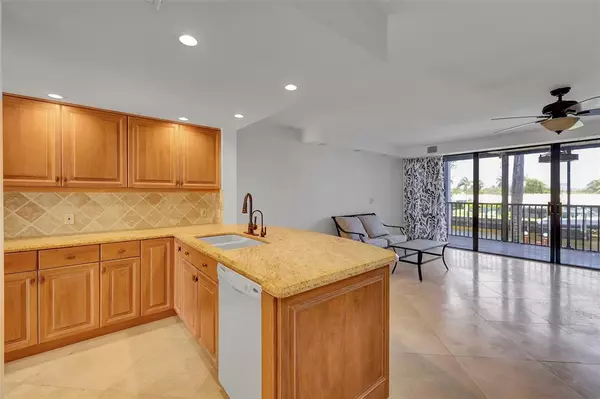 Pompano Beach, FL 33060,1100 SE 5 Court #97