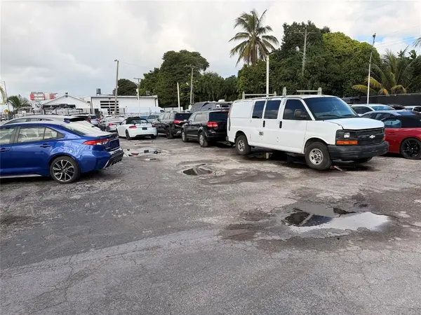 Miami, FL 33150,333 NW 79th St