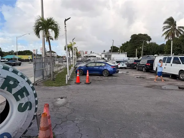 Miami, FL 33150,333 NW 79th St