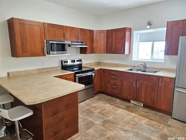 Swift Current, SK S9H 3M9,251 5th AVENUE SE