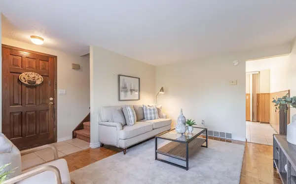 St. Catharines, ON L2N 1T3,310 1/2 Linwell RD