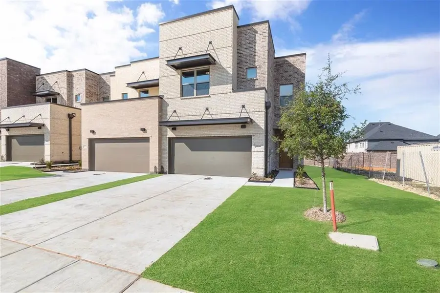 1050 Maverick Drive, Allen, TX 75013