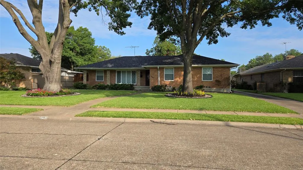 905 Daventry Drive, Garland, TX 75040