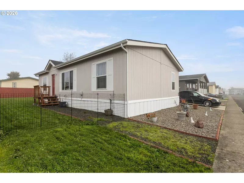434 NW BROC DR, Winston, OR 97496