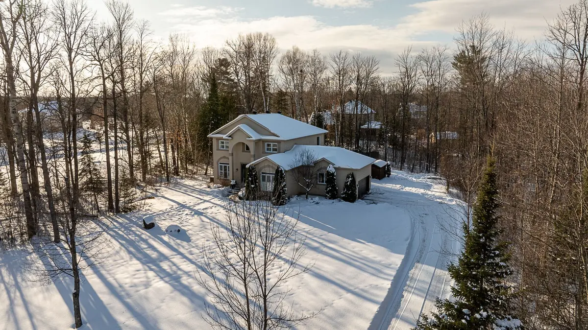 Carp - Huntley Ward, ON K0A 1L0,133 Arbourbrook BLVD