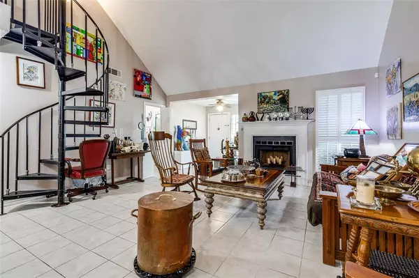 Dallas, TX 75218,8927 Groveland Drive