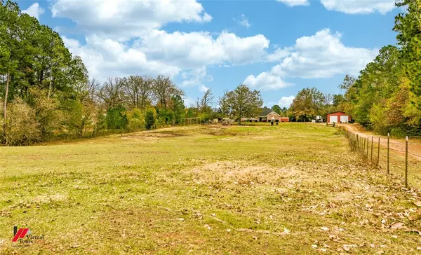 Stonewall, LA 71078,266 Stark Road