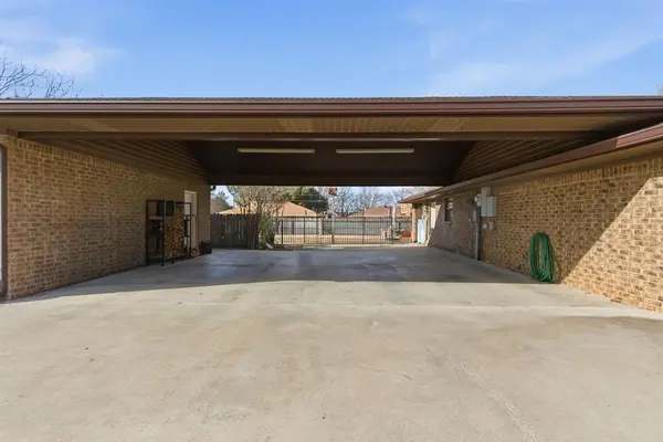 Graham, TX 76450,111 Mustang