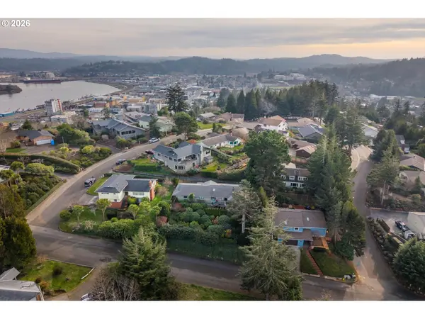 Coos Bay, OR 97420,875 SIGNAL WAY