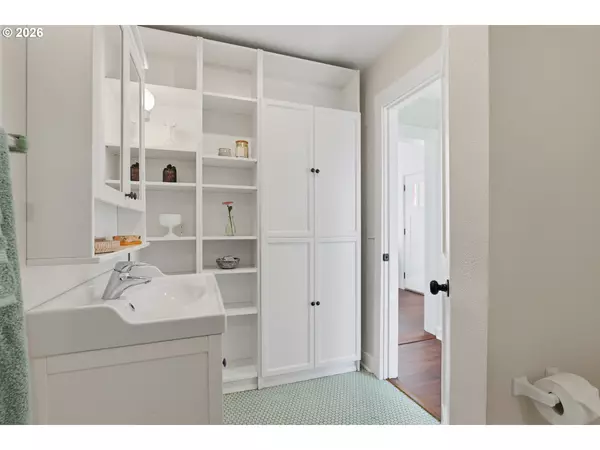 Vancouver, WA 98660,1108 W MCLOUGHLIN BLVD