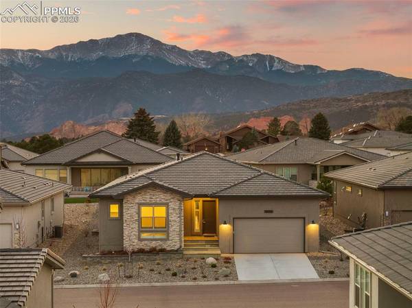 3474 Crest Hollow VW, Colorado Springs, CO 80904