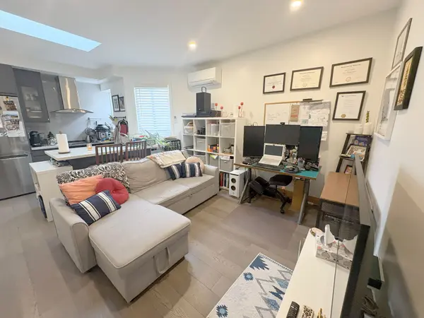 Toronto C01, ON M6H 3Y3,488 Lansdowne AVE #2nd Floor