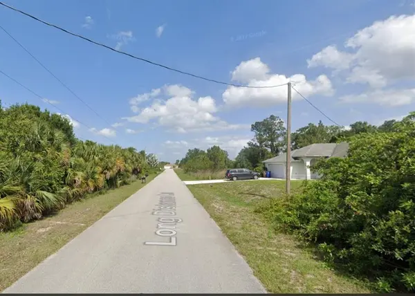 Lehigh Acres, FL 33974,747 Long Distance Ln