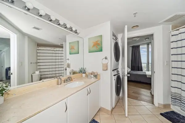 Miami, FL 33132,1750 N Bayshore Dr #4315