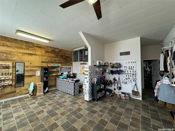 Biggar, SK S0K 0M0,104 2nd AVENUE W