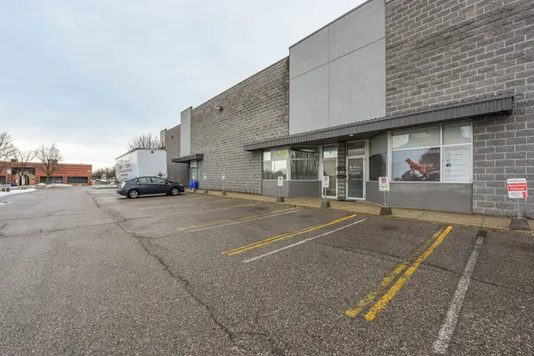 Mississauga, ON L4Z 1W7,290 Traders BLVD E #3