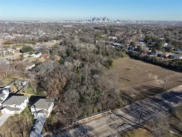 Dallas, TX 75203,1627 E Woodin Boulevard