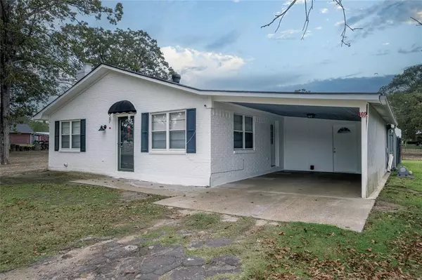 469 Vz County Road 1134,  Fruitvale,  TX 75127