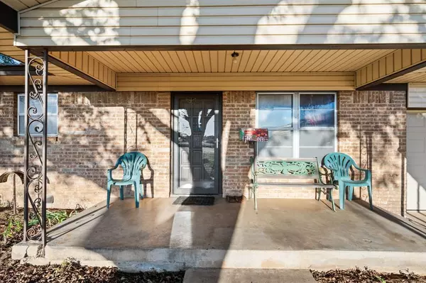 Santo, TX 76472,596 S Fm 129