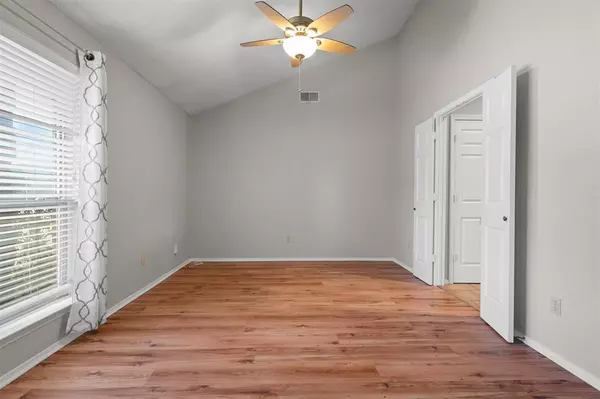 Euless, TX 76039,3018 Hilltop Drive