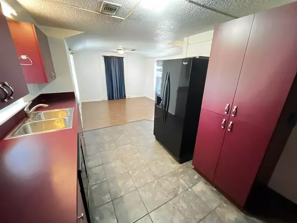 Midlothian, TX 76065,923 N 9TH Street