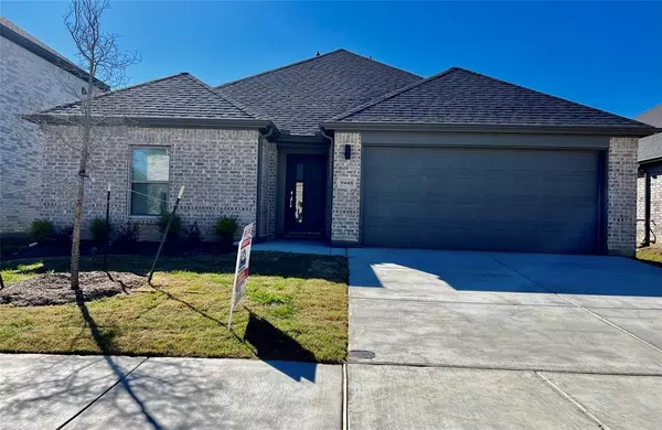 9448 Wild West Way, Crowley, TX 76036